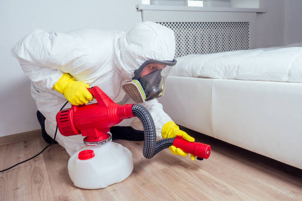 Best Exterminator Services  in Evart, MI